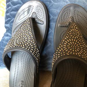 CROCS Flip Flop Style Sandals